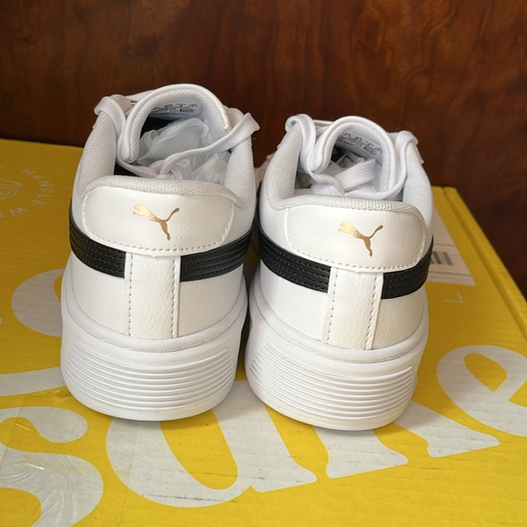 Puma Women's Smash V3 Platform casual sneaker - Picture 4 of 6